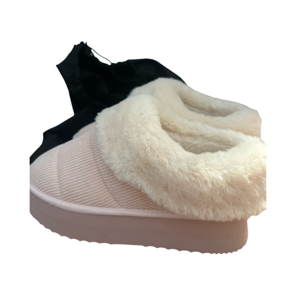 Plush Cream and Pink Women's Slippers